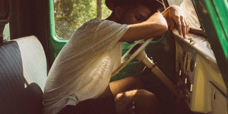 从纪念品设计到情感连接：户外品牌如何通过创意企业礼品深化社群营销