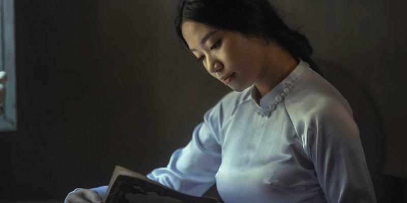 企业周年庆礼品定制方案：如何巧妙平衡预算与纪念价值