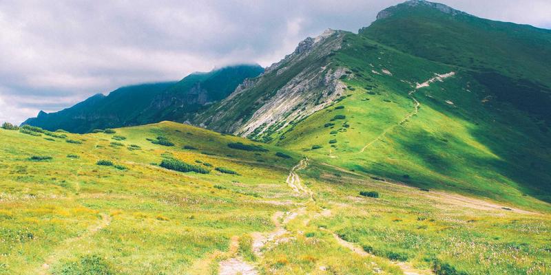 户外运动品牌联名礼品开发：如何通过功能性设计与场景化营销打造爆款个性化纪念品