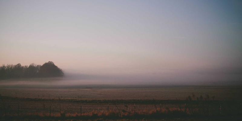 礼品定制：以个性化与匠心设计，打造独一无二的情感纪念品