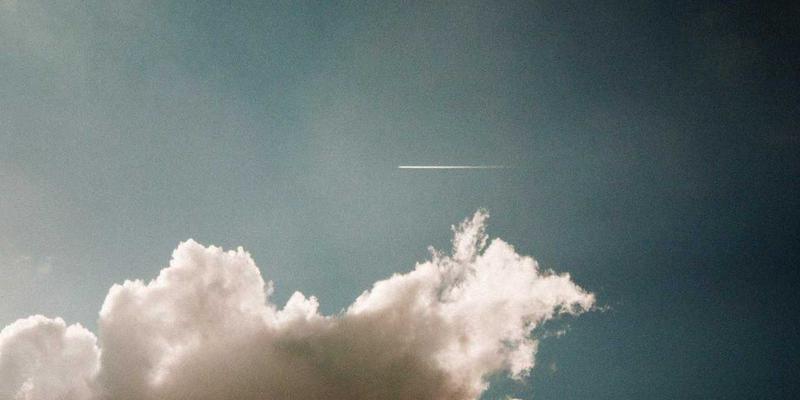 高科技行业专属礼品定制指南：前沿科技产品与品牌价值融合的创意设计